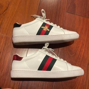 Gucci Ace Bee Sneakers size 7